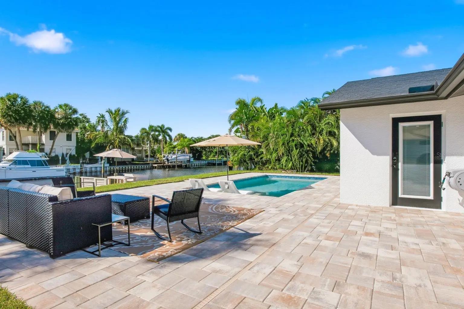 3932 SHORE ACRES BOULEVARD NE, ST PETERSBURG, FL, photo 29 of 43