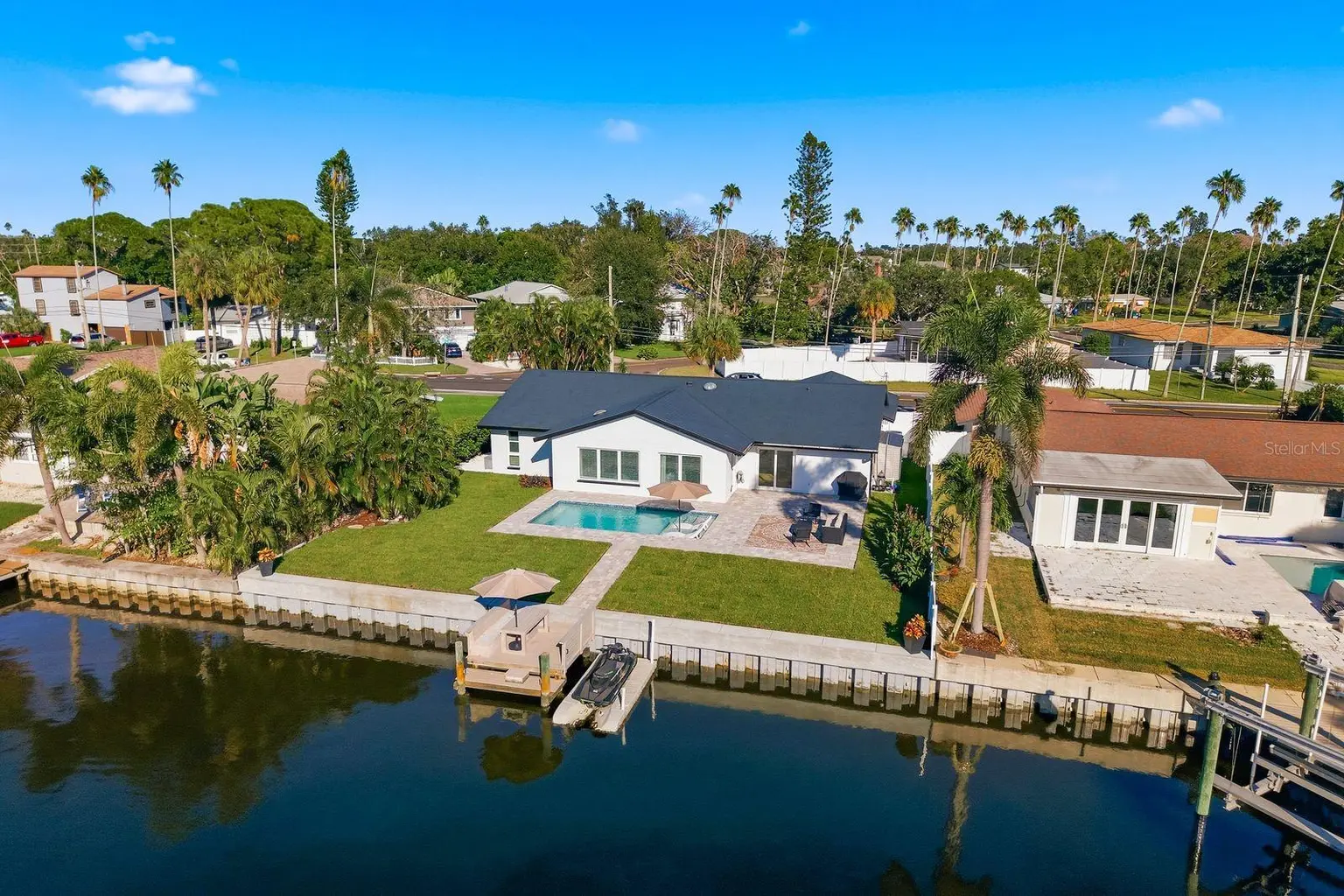 3932 SHORE ACRES BOULEVARD NE, ST PETERSBURG, FL, photo 41 of 43