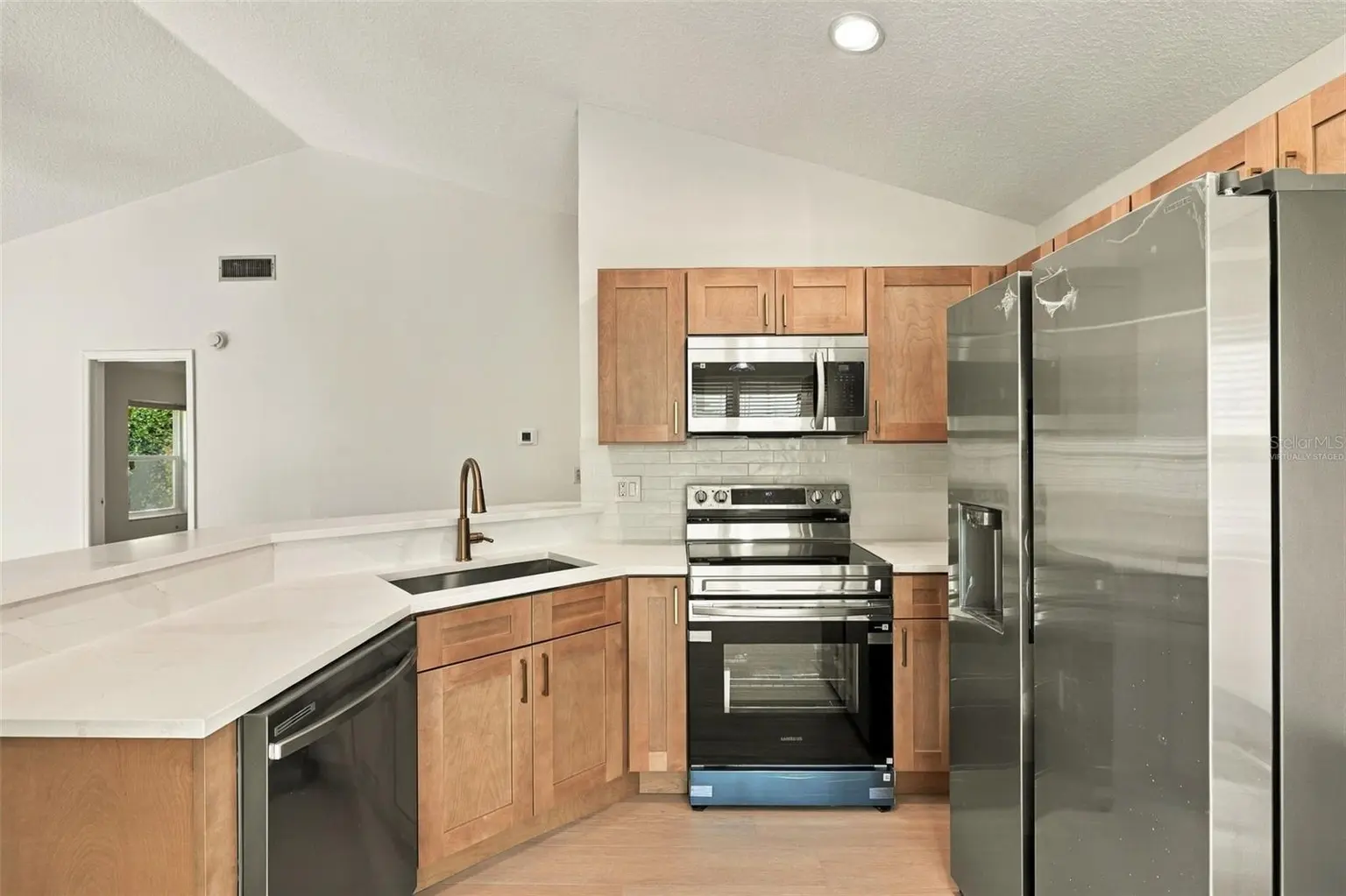 12808 DUNHILL DRIVE, TAMPA, FL, photo 13 of 26