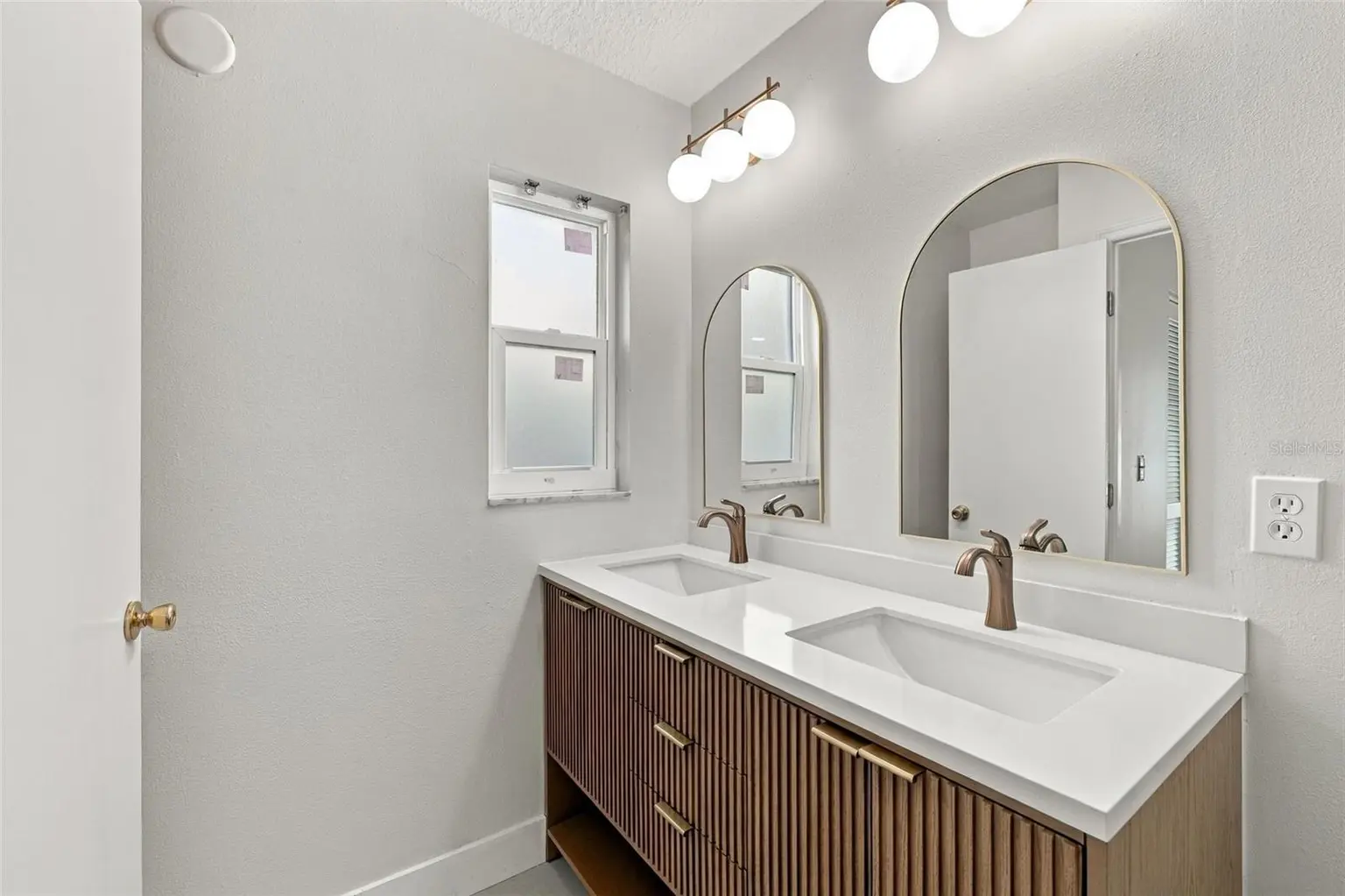 12808 DUNHILL DRIVE, TAMPA, FL, photo 16 of 26
