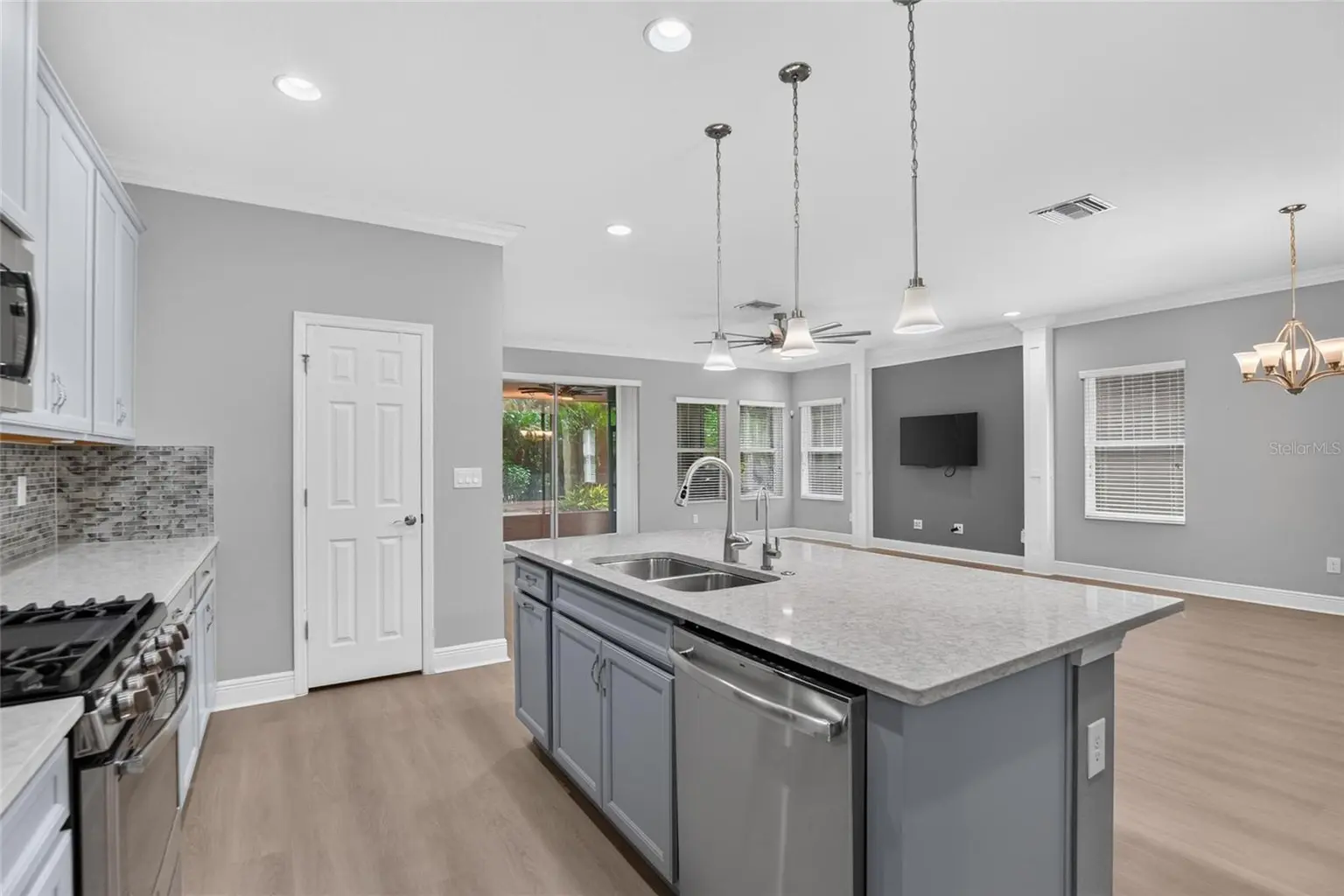 6134 COLMAR PLACE, APOLLO BEACH, FL, photo 13 of 73