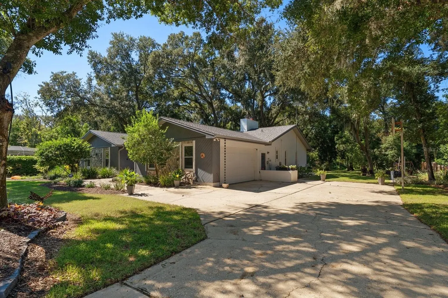 1652 HOBBIT ROAD, DUNEDIN, FL, photo 7 of 47
