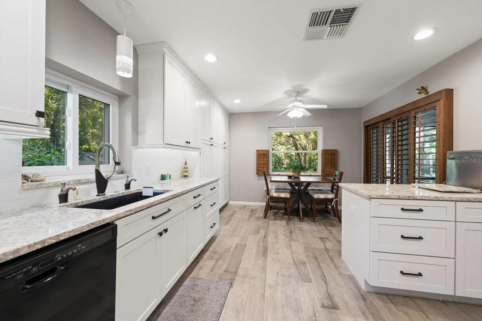 1652 HOBBIT ROAD, DUNEDIN, FL, photo 17 of 47