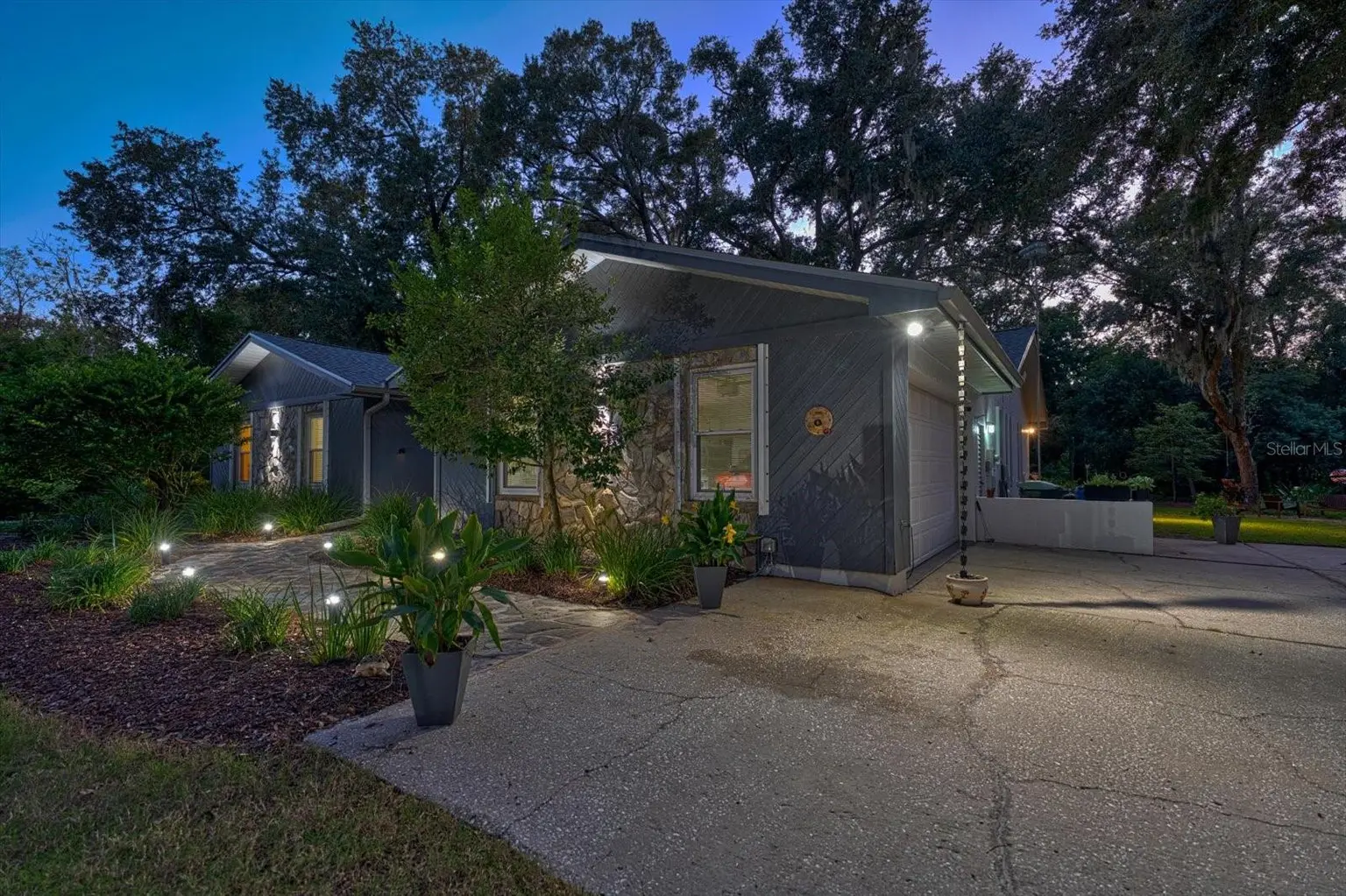 1652 HOBBIT ROAD, DUNEDIN, FL, photo 44 of 47