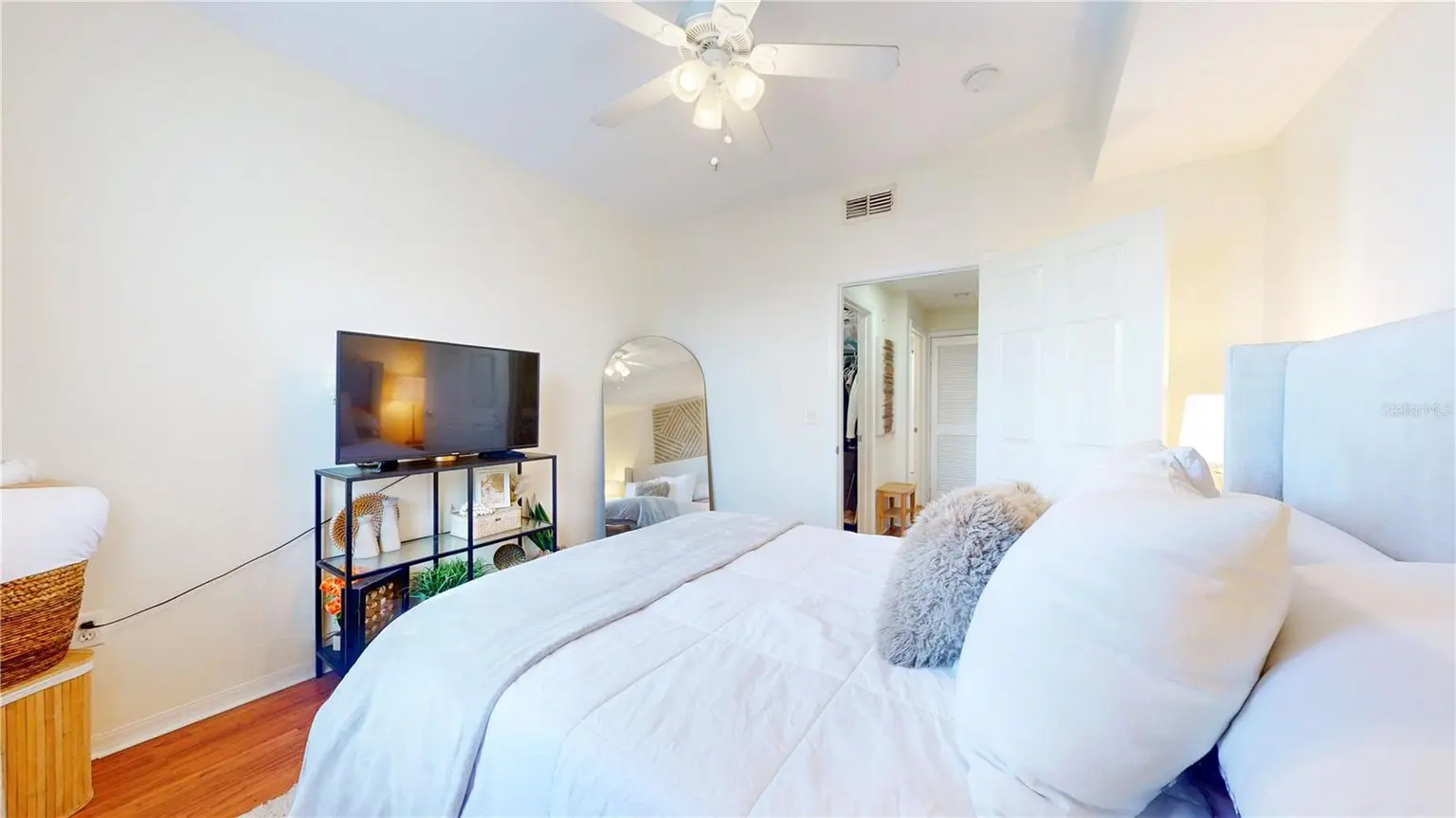 501 KNIGHTS RUN AVENUE #2121, TAMPA, FL, photo 17 of 37