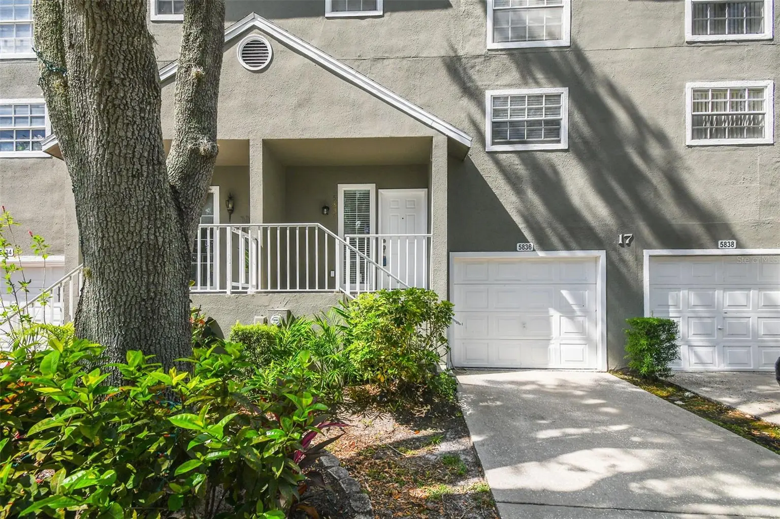 5836 RED CEDAR LANE, TAMPA, FL, photo 2 of 54