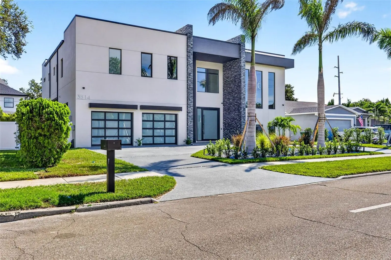 3514 W EL PRADO BOULEVARD, TAMPA, FL, photo 2 of 17
