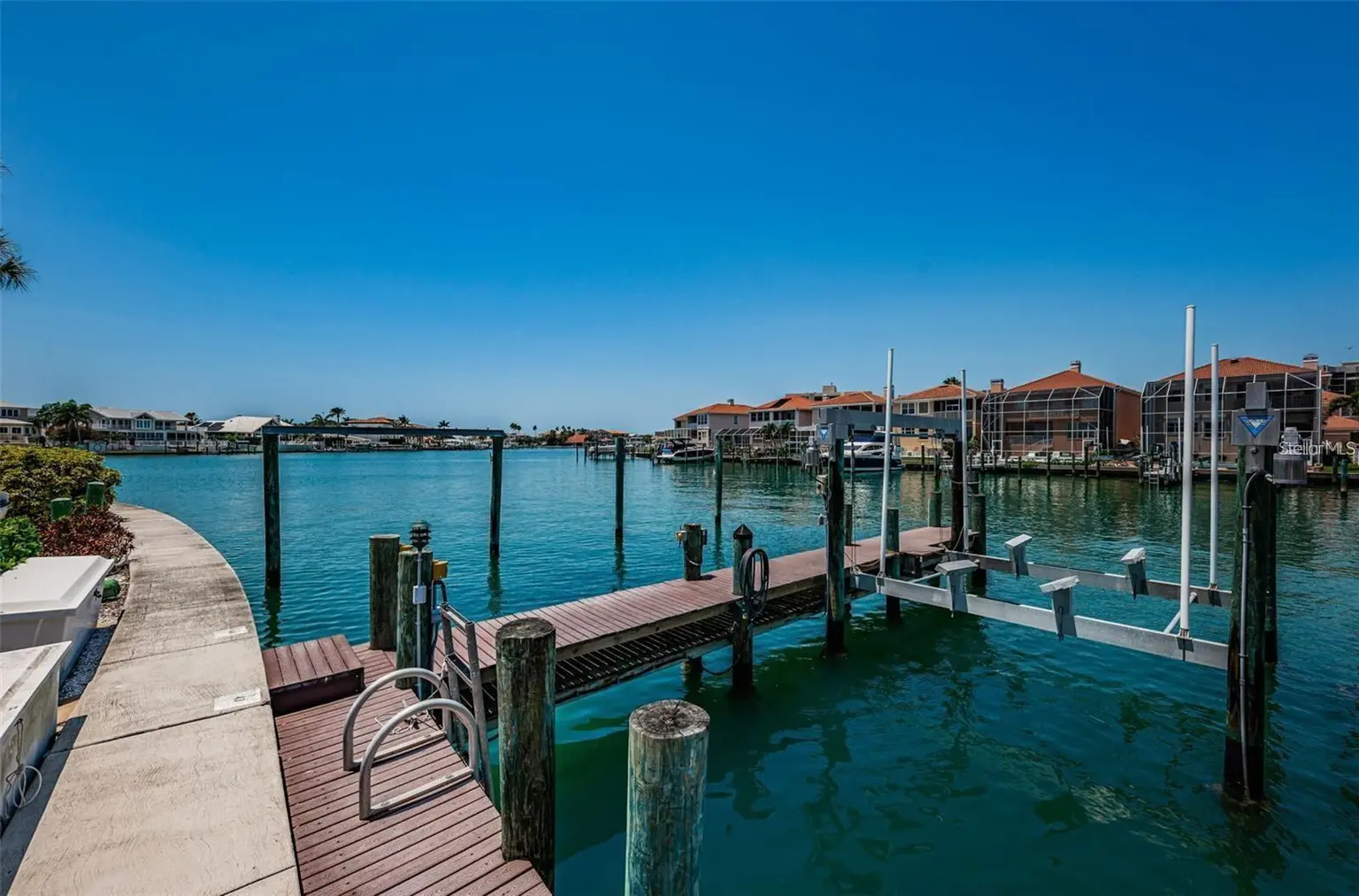 240 SAND KEY ESTATES DRIVE #222, CLEARWATER, FL, photo 19 of 35