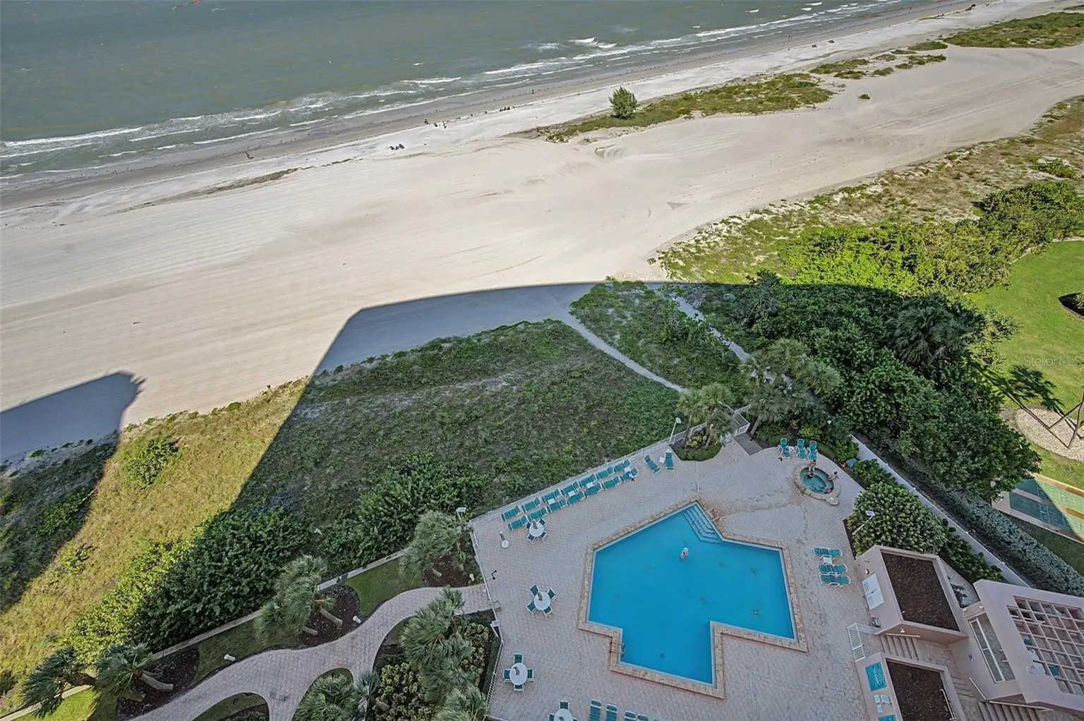 1310 GULF BOULEVARD #14E, CLEARWATER, FL, photo 28 of 97