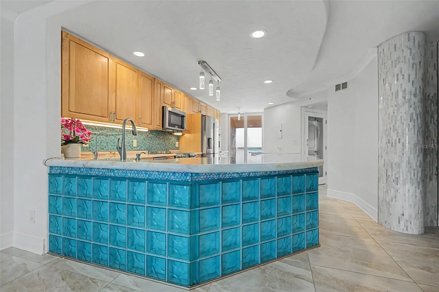 1310 GULF BOULEVARD #14E, CLEARWATER, FL, photo 33 of 97