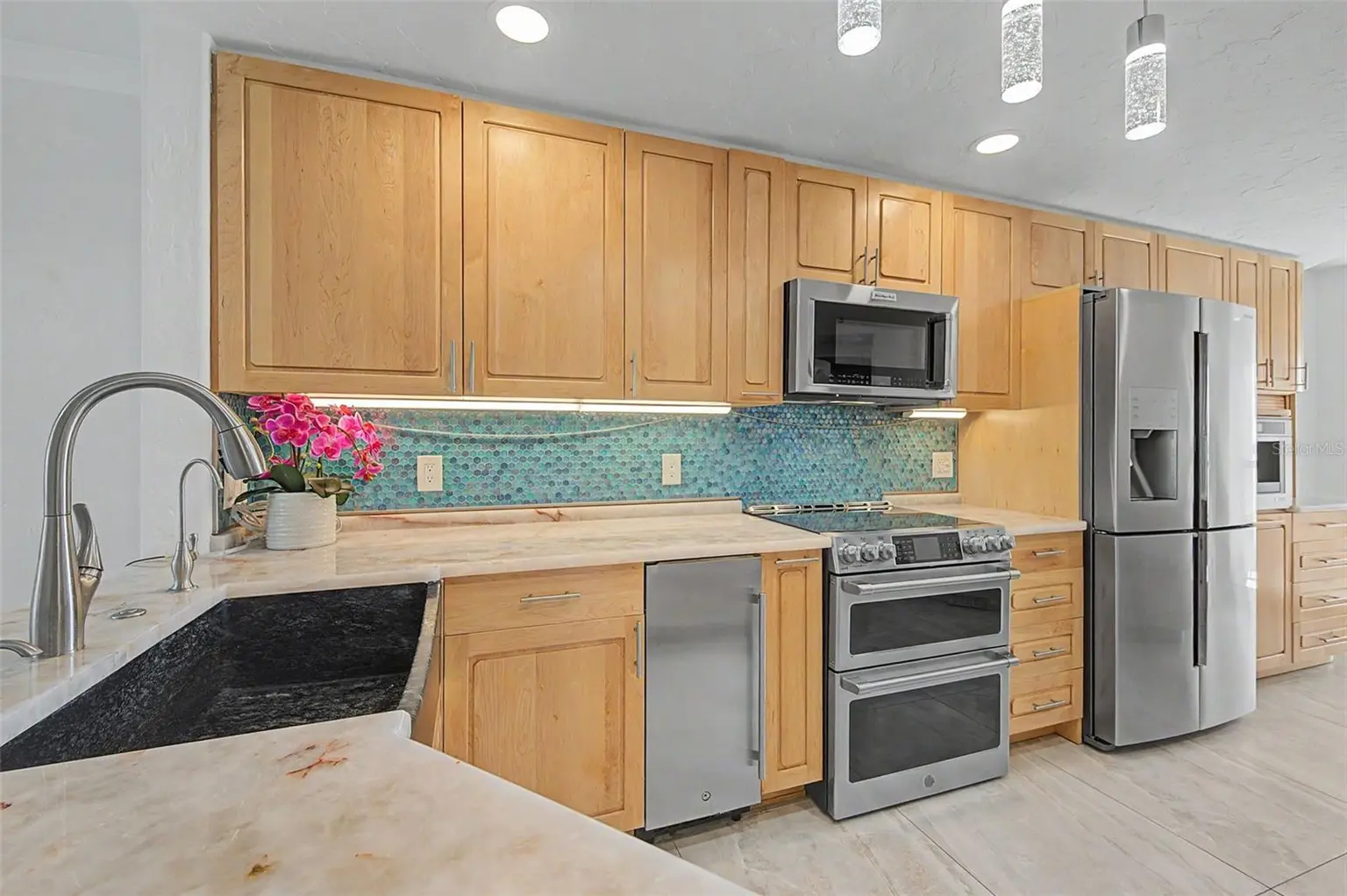 1310 GULF BOULEVARD #14E, CLEARWATER, FL, photo 34 of 97