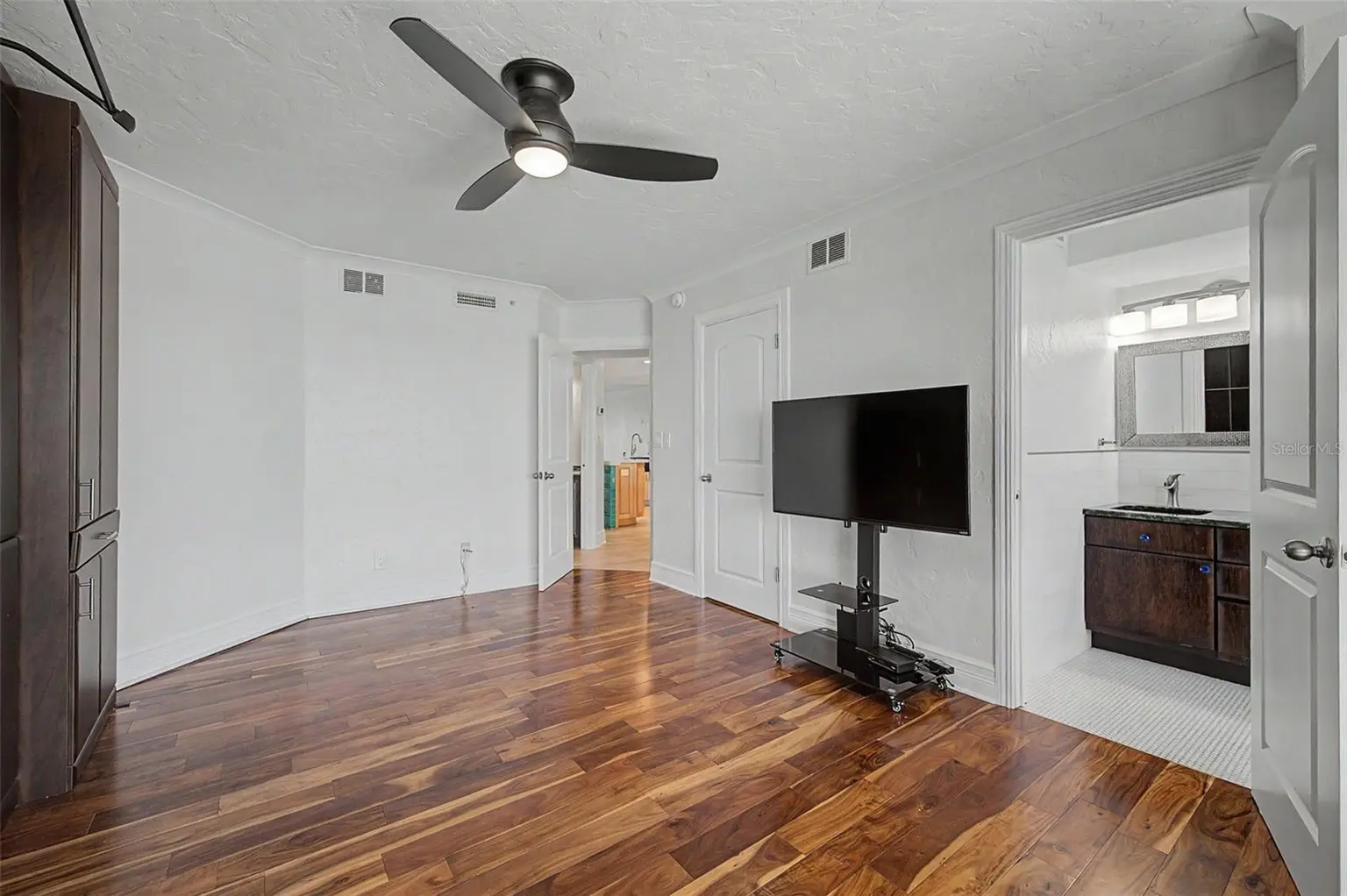 1310 GULF BOULEVARD #14E, CLEARWATER, FL, photo 61 of 97