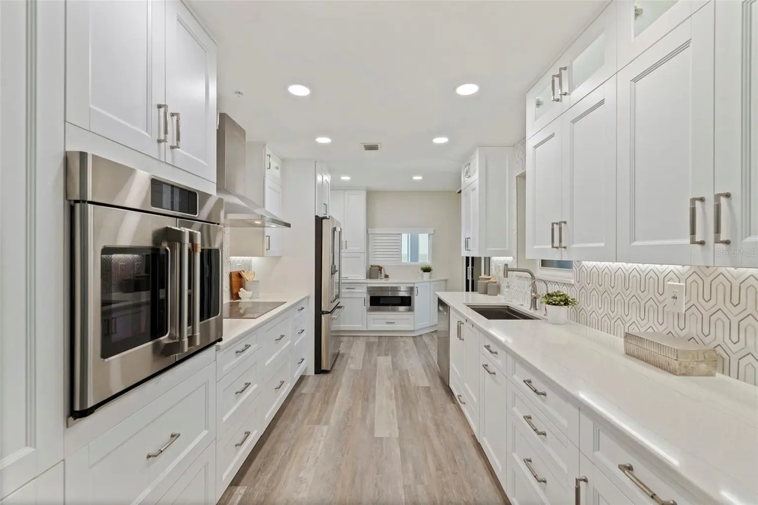 1600 GULF BOULEVARD #1112, CLEARWATER, FL, photo 13 of 59