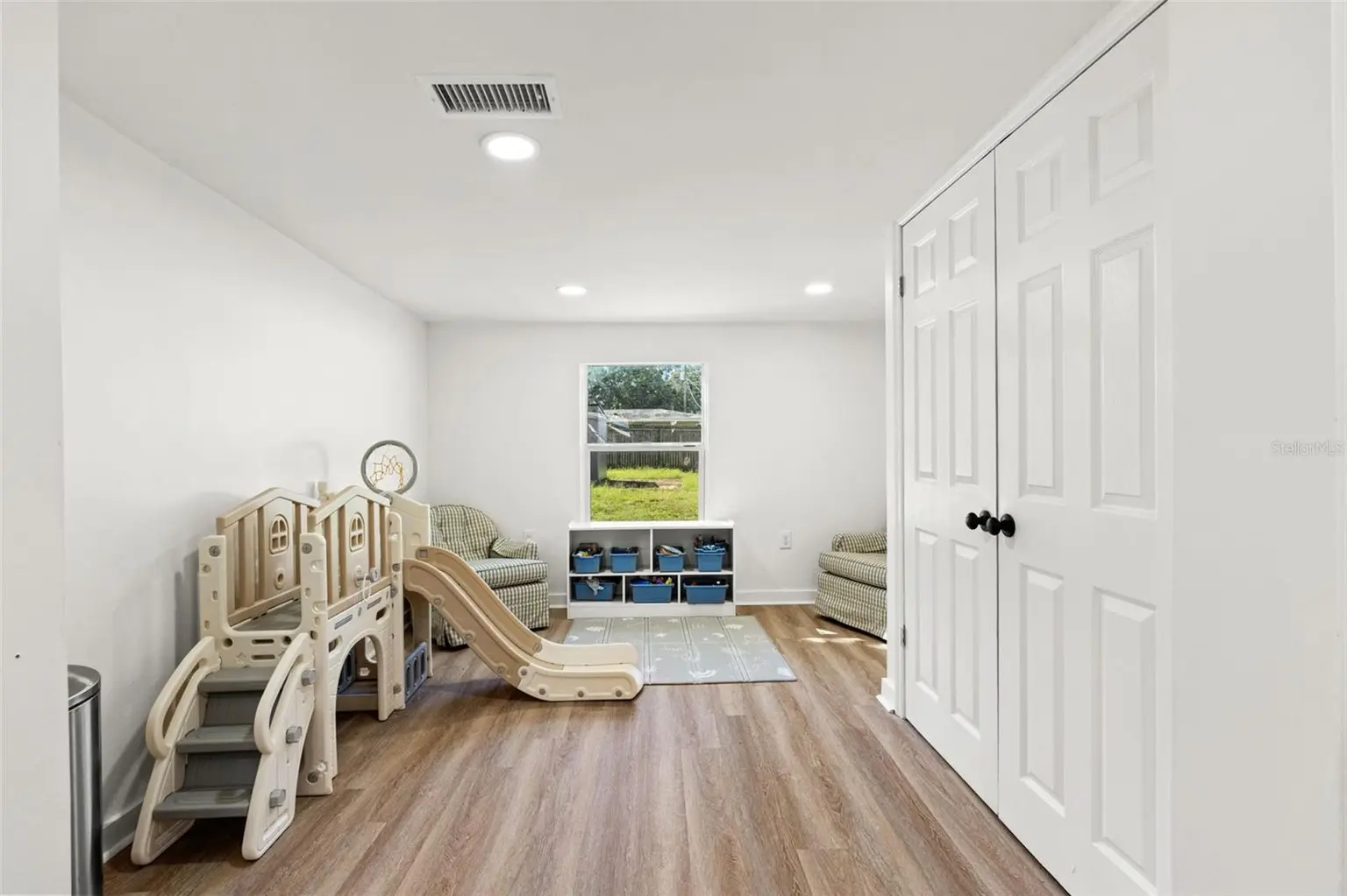 4410 W IOWA AVENUE, TAMPA, FL, photo 12 of 27