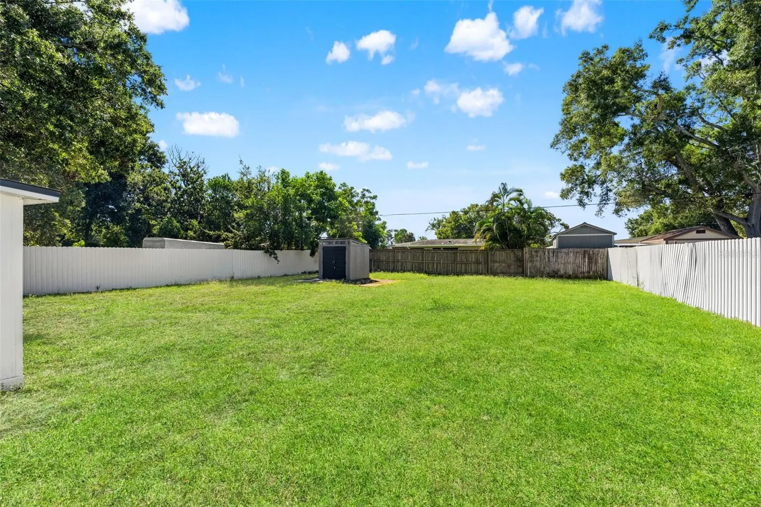 4410 W IOWA AVENUE, TAMPA, FL, photo 24 of 27