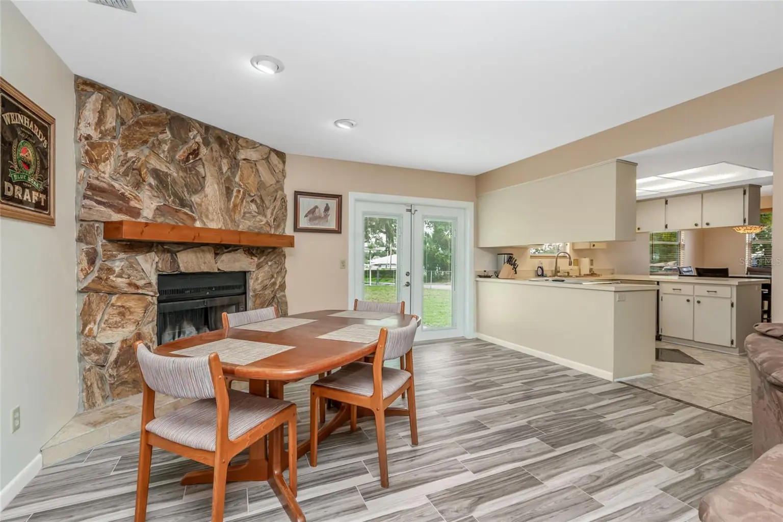 8605 GRANDVIEW DRIVE, TEMPLE TERRACE, FL, photo 15 of 36