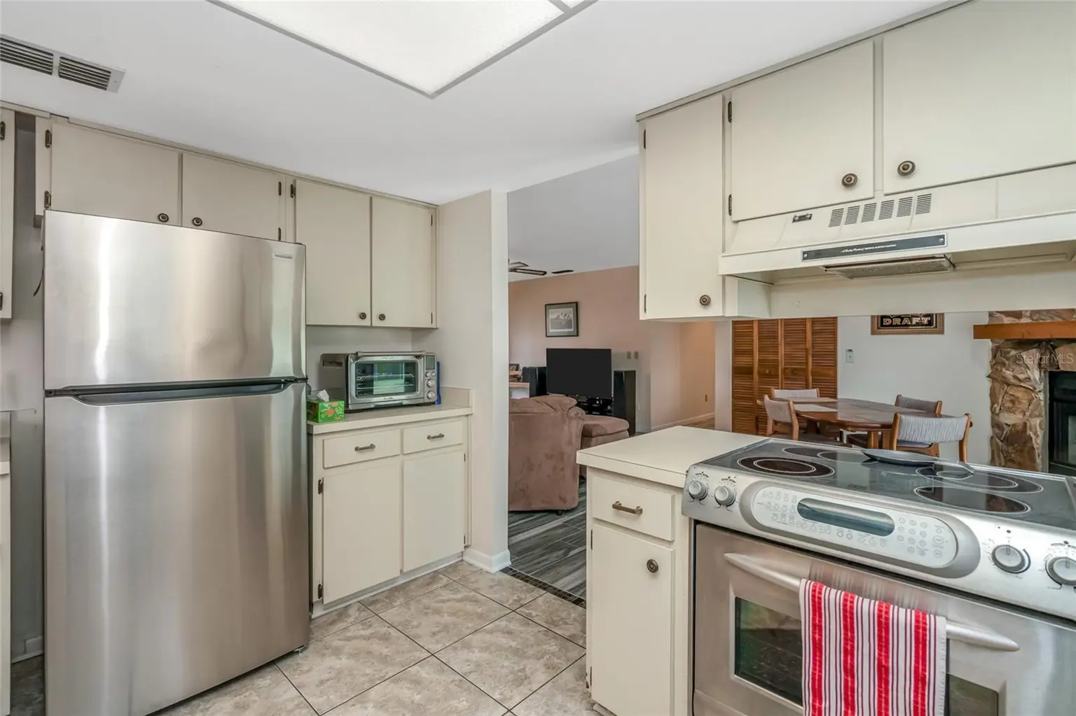 8605 GRANDVIEW DRIVE, TEMPLE TERRACE, FL, photo 18 of 36
