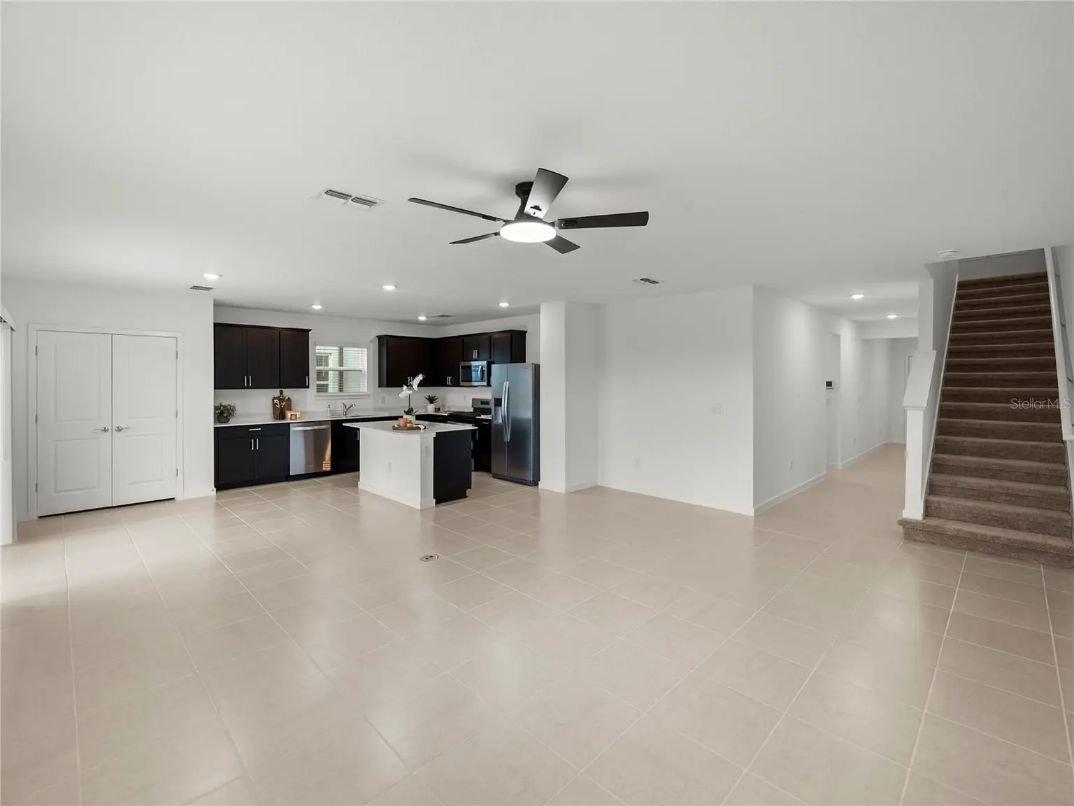 1076 KISTNA DRIVE, ZEPHYRHILLS, FL, photo 5 of 96