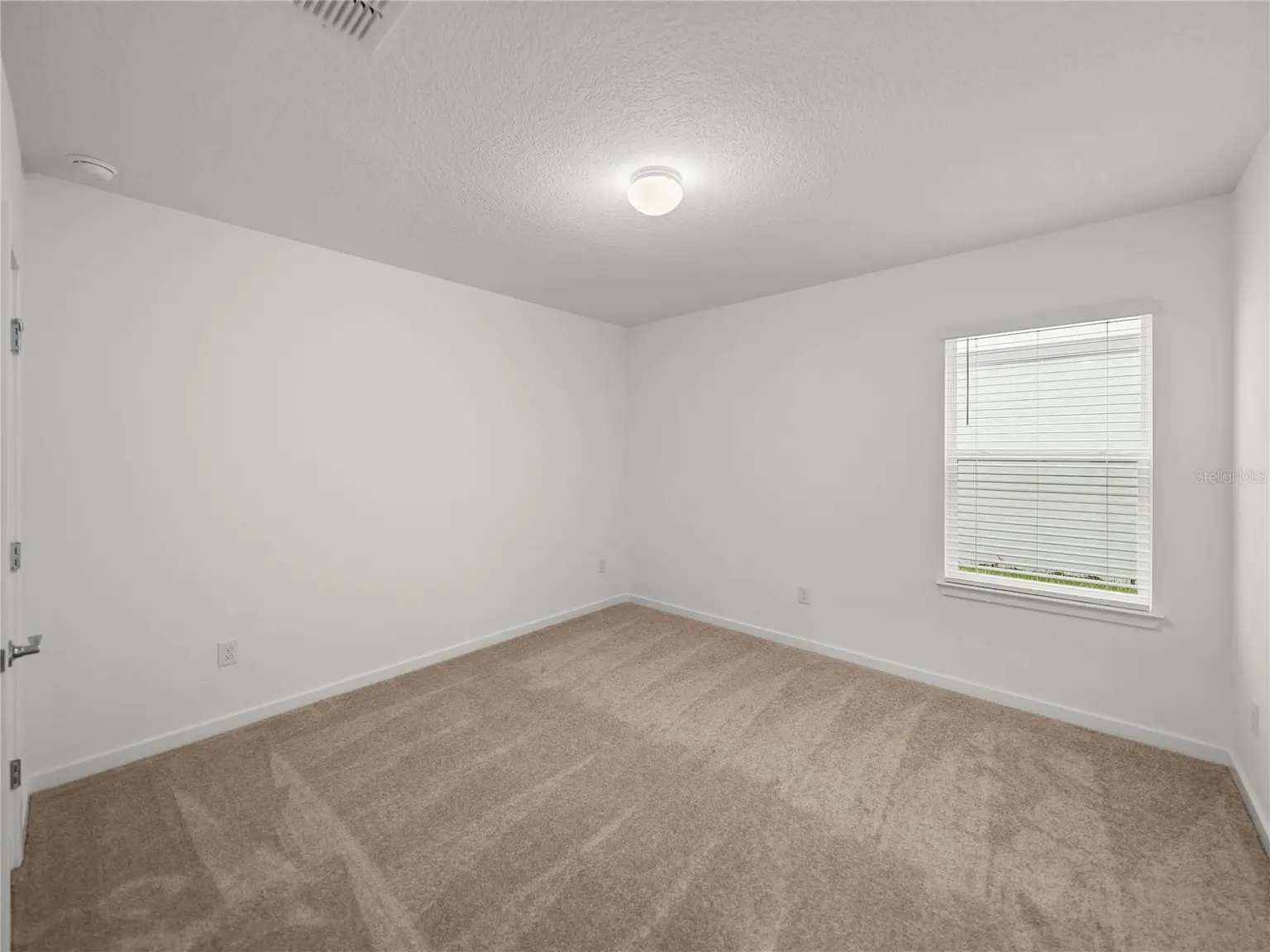 1076 KISTNA DRIVE, ZEPHYRHILLS, FL, photo 23 of 96