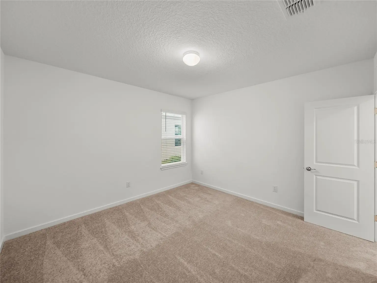 1076 KISTNA DRIVE, ZEPHYRHILLS, FL, photo 25 of 96