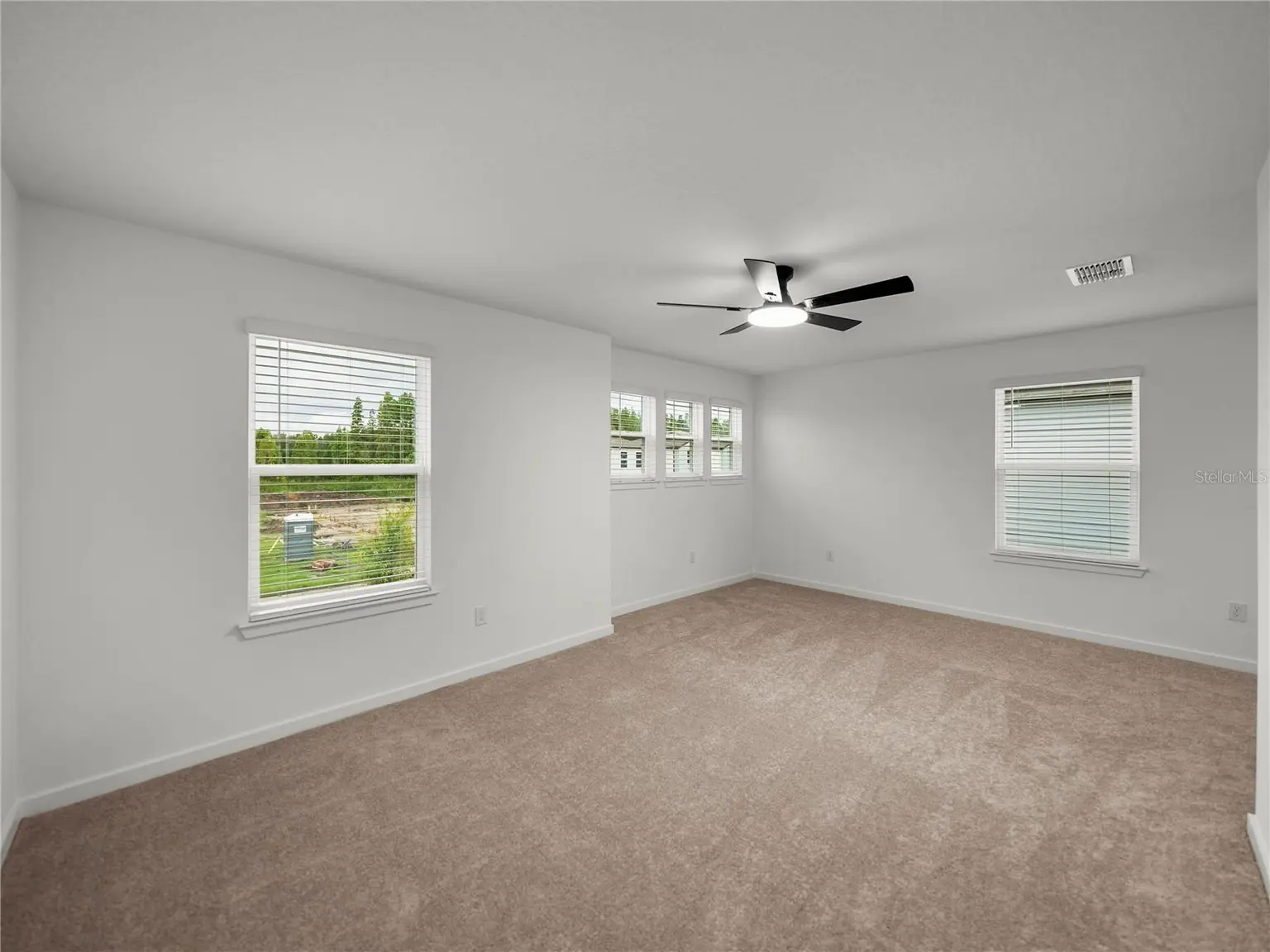1076 KISTNA DRIVE, ZEPHYRHILLS, FL, photo 28 of 96