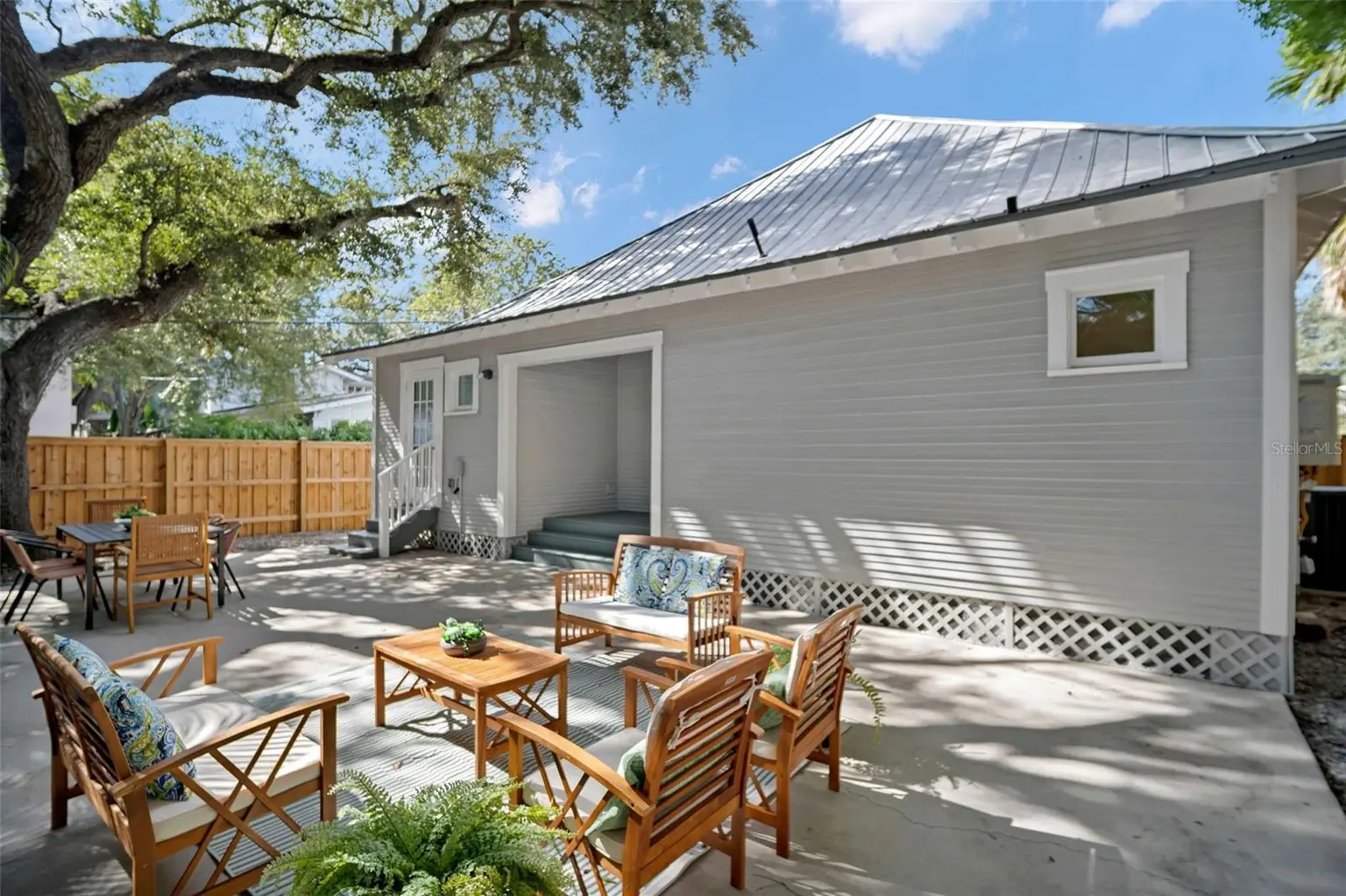 1918 W DEKLE AVENUE, TAMPA, FL, photo 48 of 62