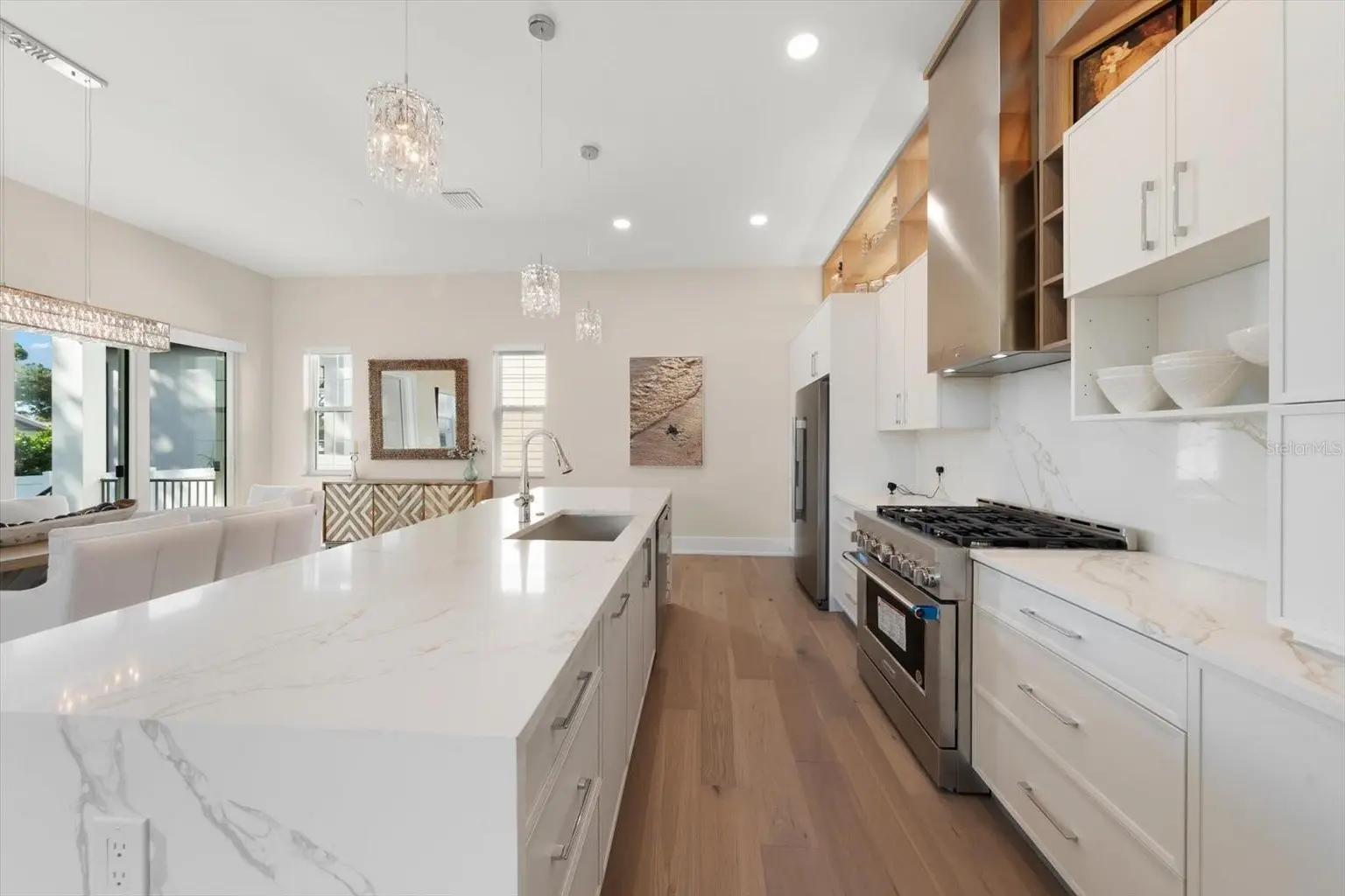 1040 BASS BOULEVARD, DUNEDIN, FL, photo 8 of 52