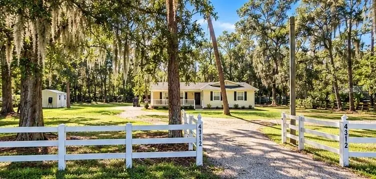 4312 LITHIA PINECREST ROAD, VALRICO, FL, photo 2 of 10