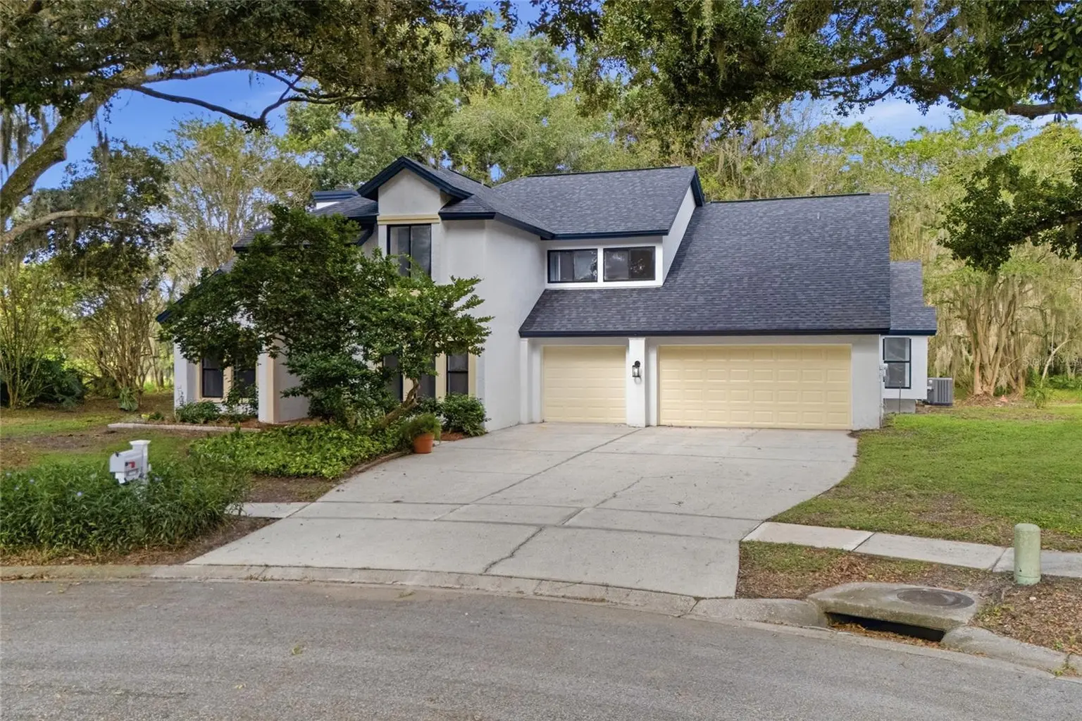 6201 GREENWICH DRIVE, TAMPA, FL, photo 4 of 46