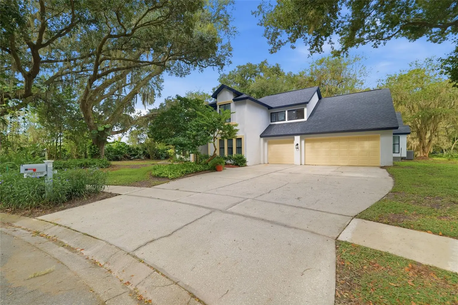 6201 GREENWICH DRIVE, TAMPA, FL, photo 5 of 46