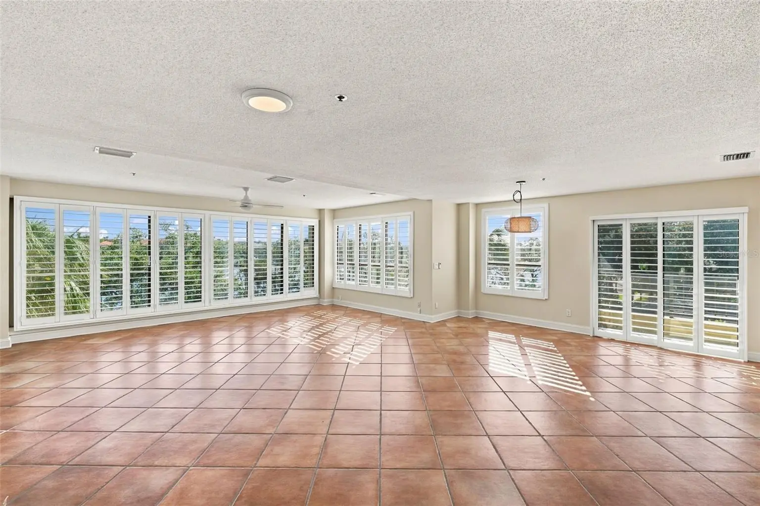 1 BARBADOS AVENUE #2D, TAMPA, FL, photo 6 of 70