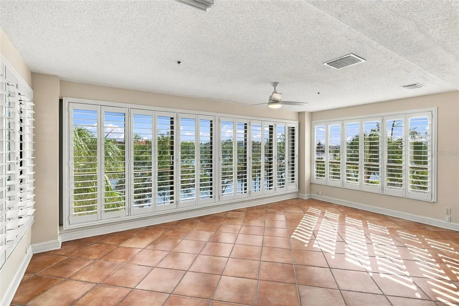 1 BARBADOS AVENUE #2D, TAMPA, FL, photo 7 of 70
