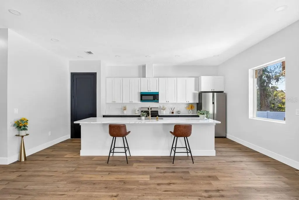 7812 N MULBERRY STREET, TAMPA, FL, photo 14 of 34