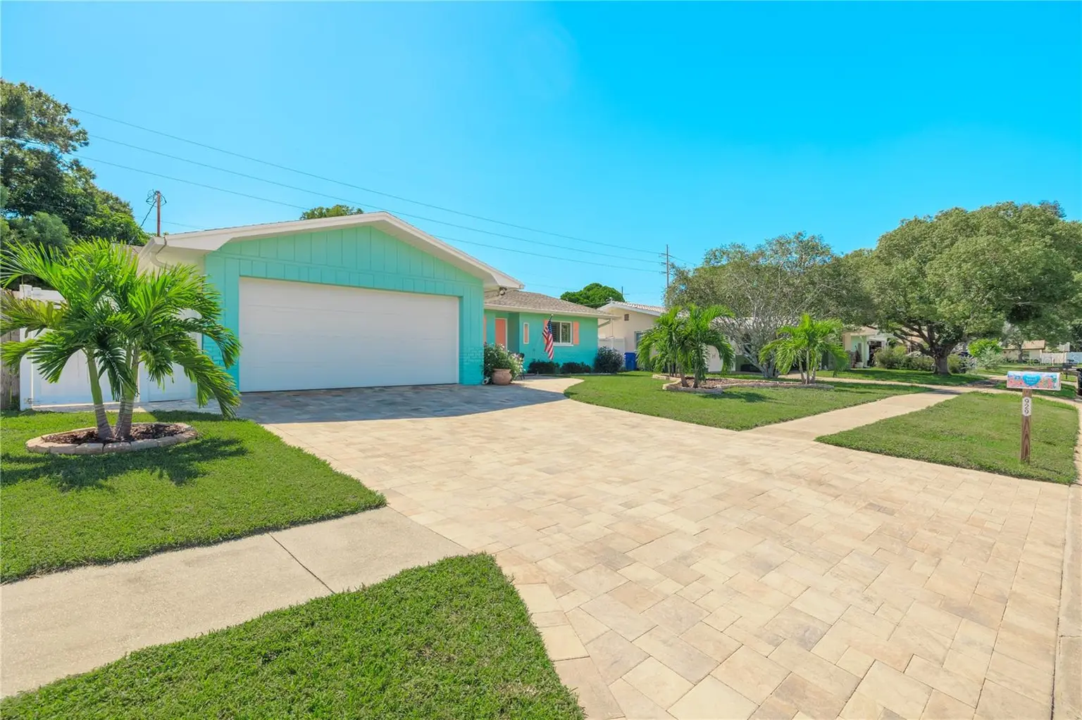 929 SANTA MONICA DRIVE, DUNEDIN, FL, photo 5 of 36