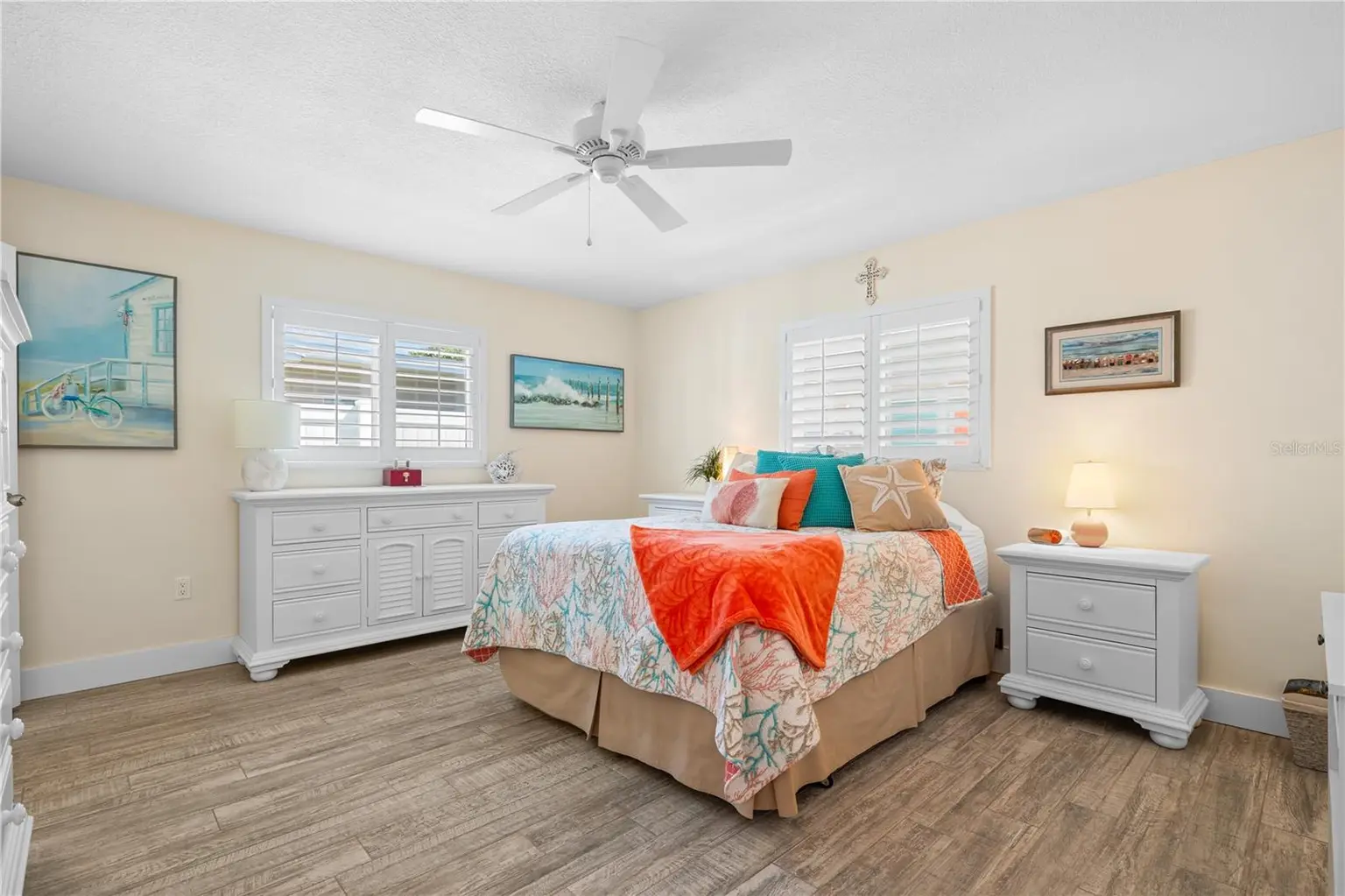 929 SANTA MONICA DRIVE, DUNEDIN, FL, photo 18 of 36