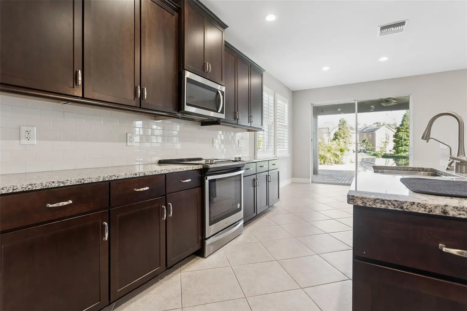 33468 AZALEA RIDGE DRIVE, WESLEY CHAPEL, FL, photo 6 of 31