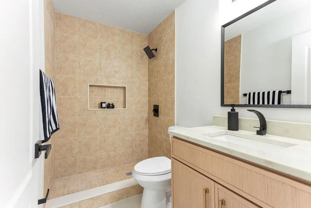8907 ASHFORD GABLES, TAMPA, FL, photo 25 of 34