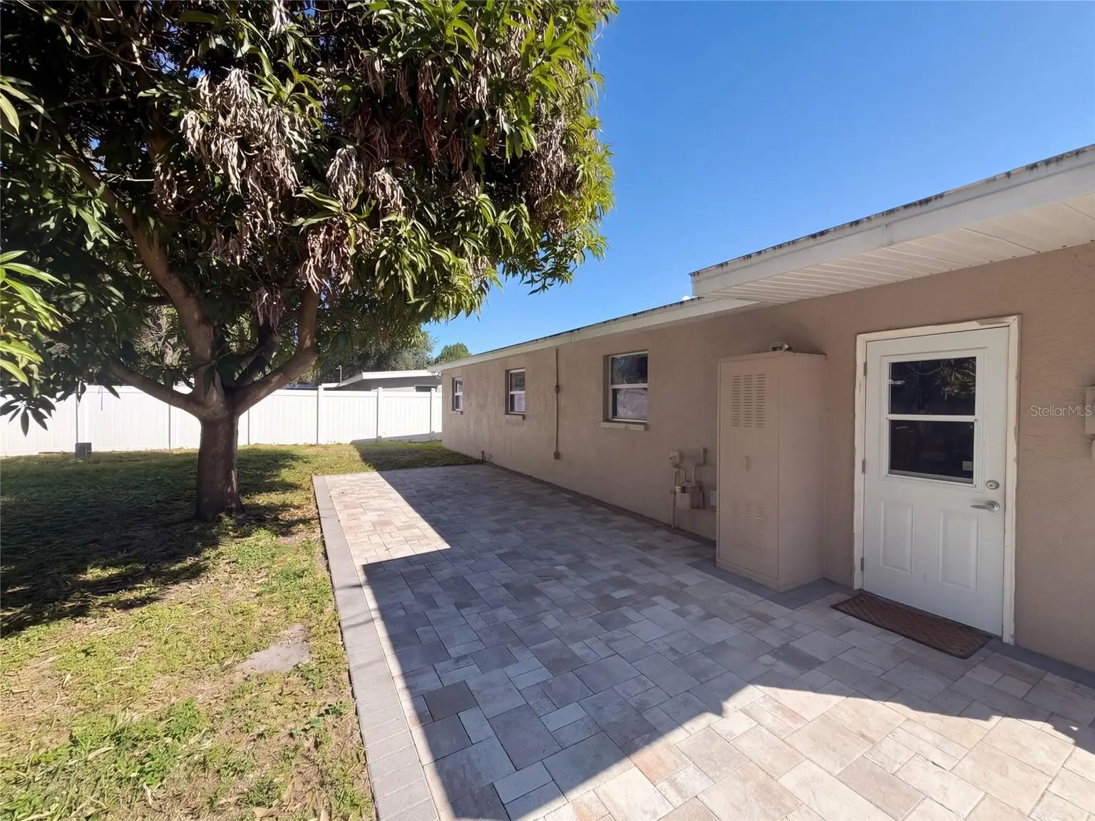645 10TH PLACE, SAFETY HARBOR, FL, photo 18 of 21