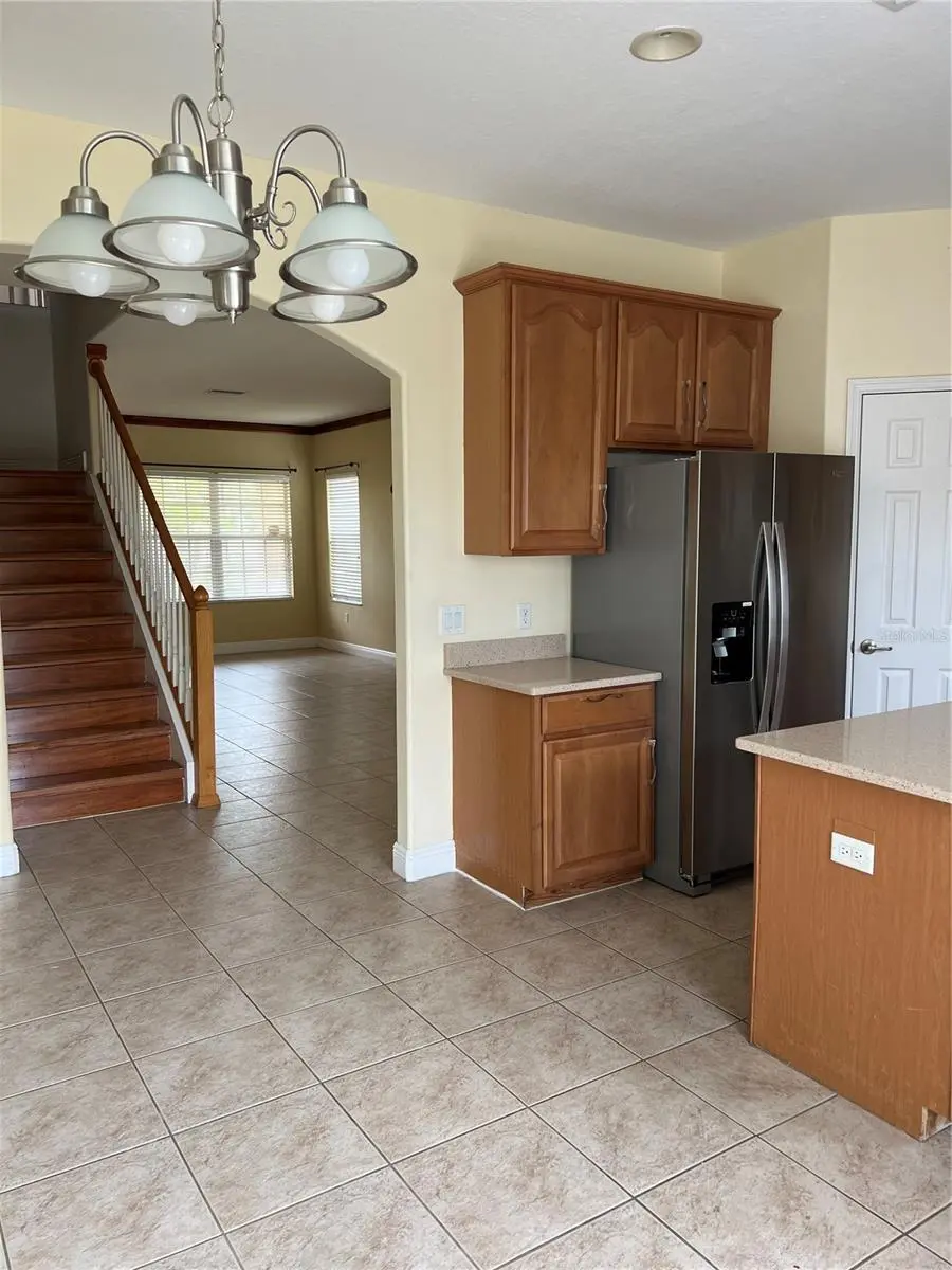 8810 CAMERON CREST DRIVE, TAMPA, FL, photo 12 of 31