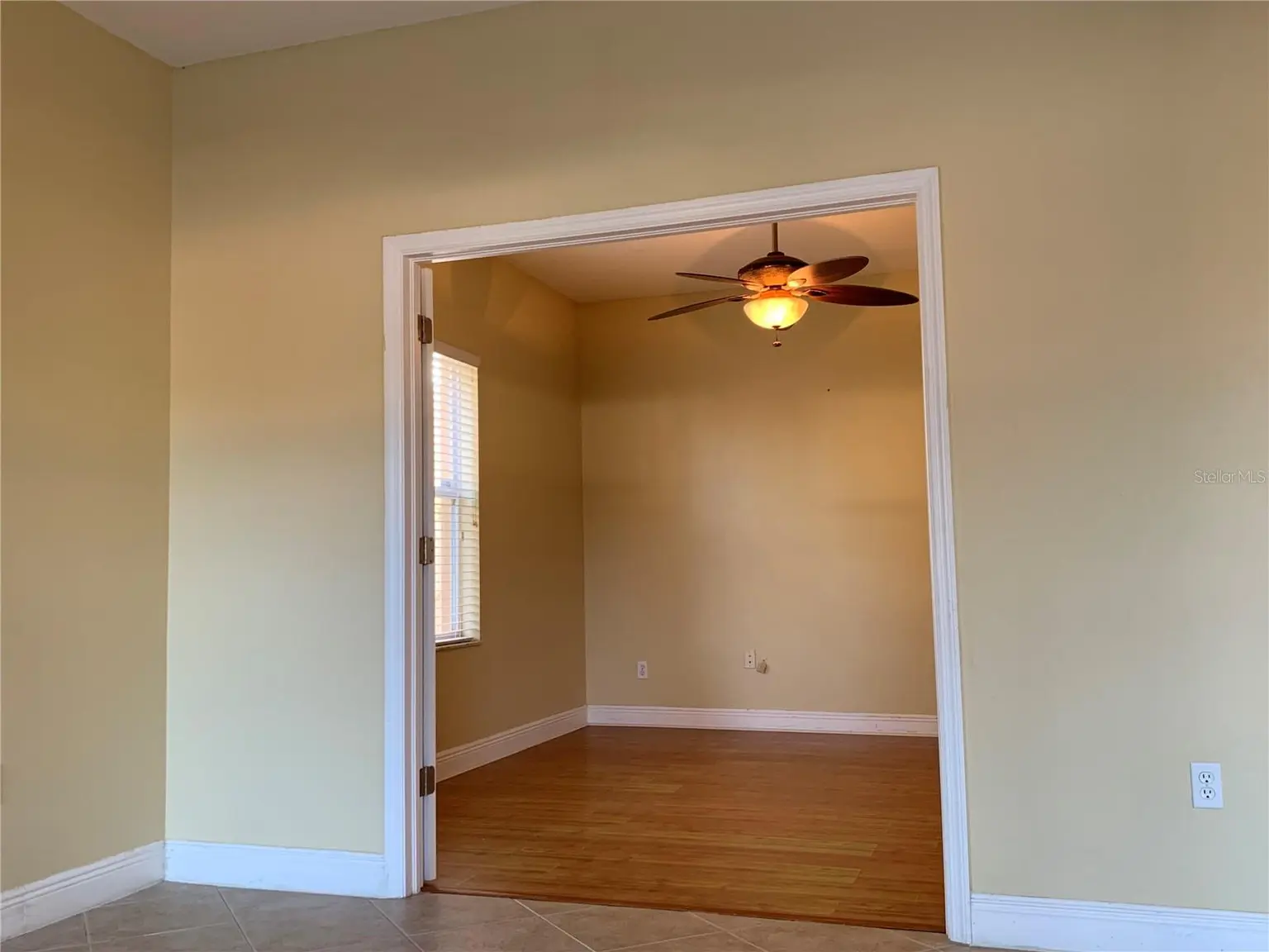 8810 CAMERON CREST DRIVE, TAMPA, FL, photo 19 of 31