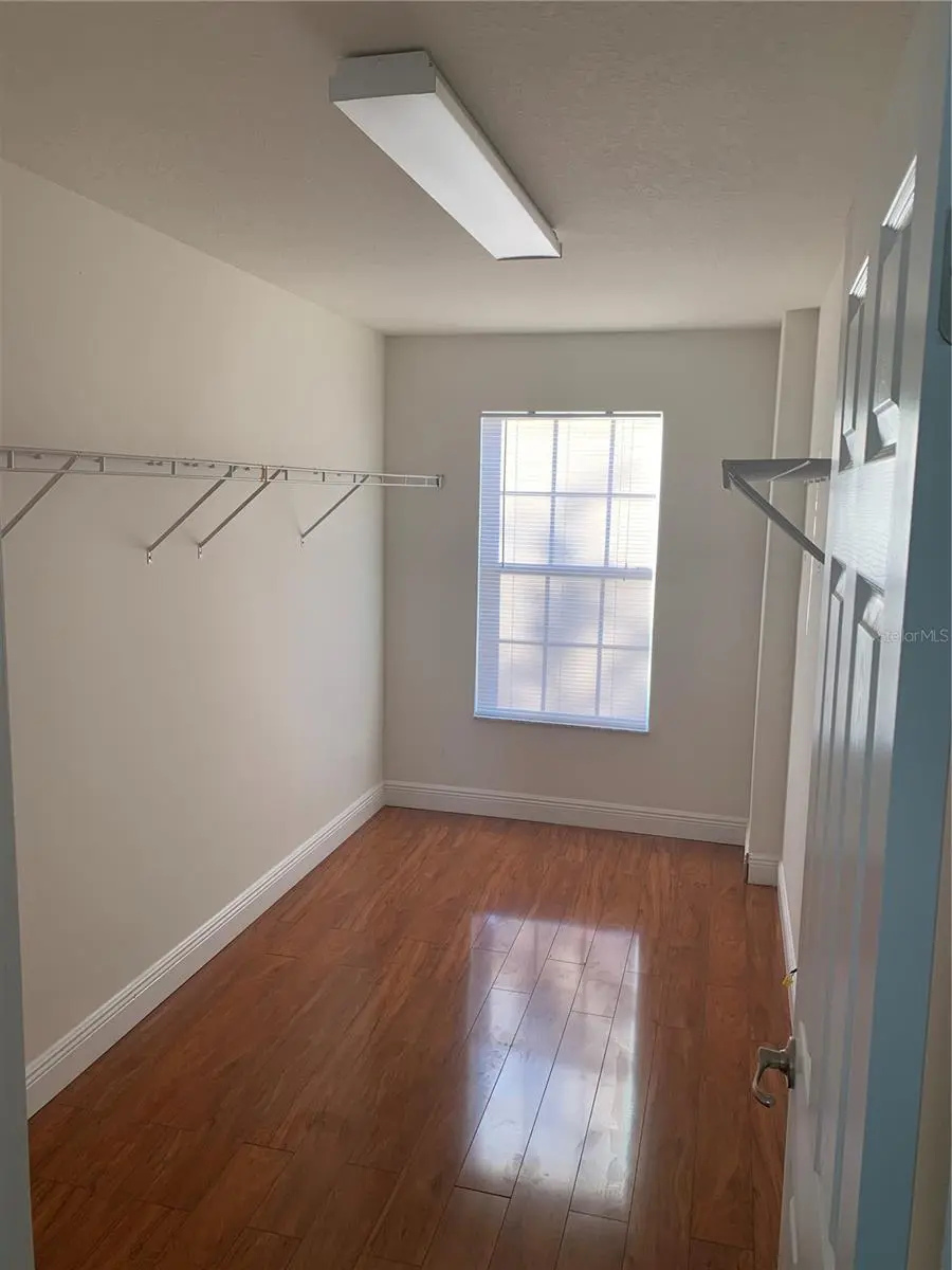 8810 CAMERON CREST DRIVE, TAMPA, FL, photo 25 of 31