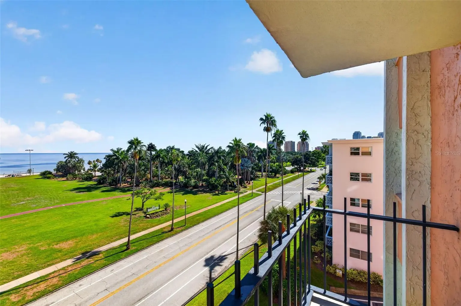 1120 N SHORE DRIVE NE #502, ST PETERSBURG, FL, photo 21 of 28