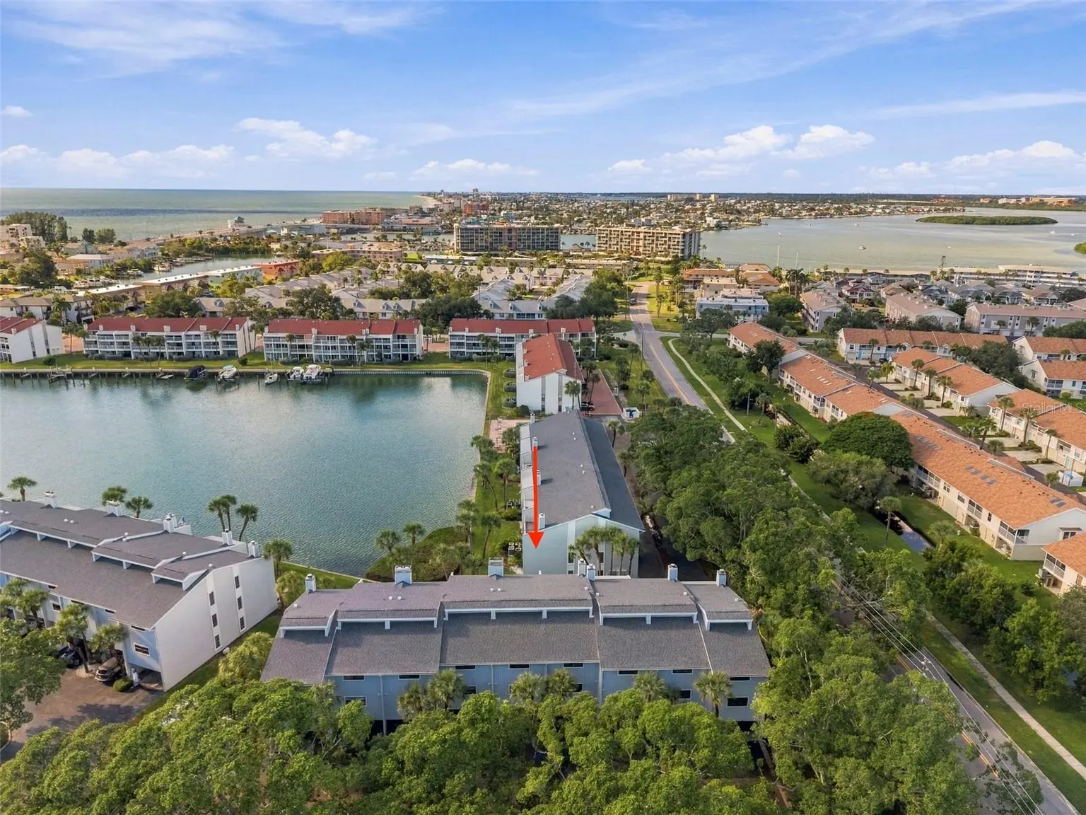 12148 CAPRI CIRCLE, TREASURE ISLAND, FL, photo 4 of 61