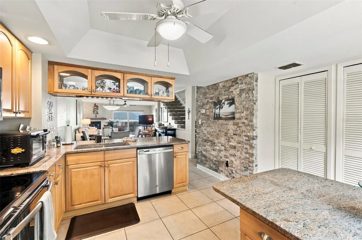 12148 CAPRI CIRCLE, TREASURE ISLAND, FL, photo 14 of 61