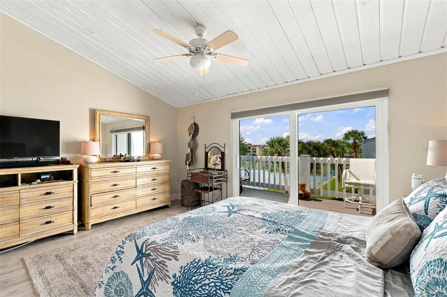 12148 CAPRI CIRCLE, TREASURE ISLAND, FL, photo 20 of 61