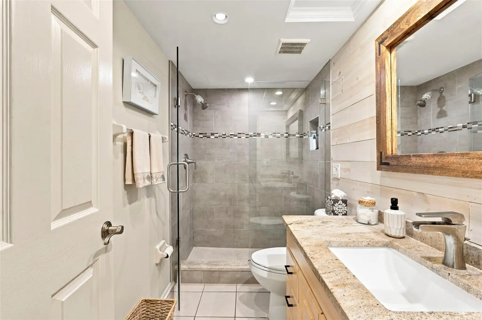 12148 CAPRI CIRCLE, TREASURE ISLAND, FL, photo 29 of 61