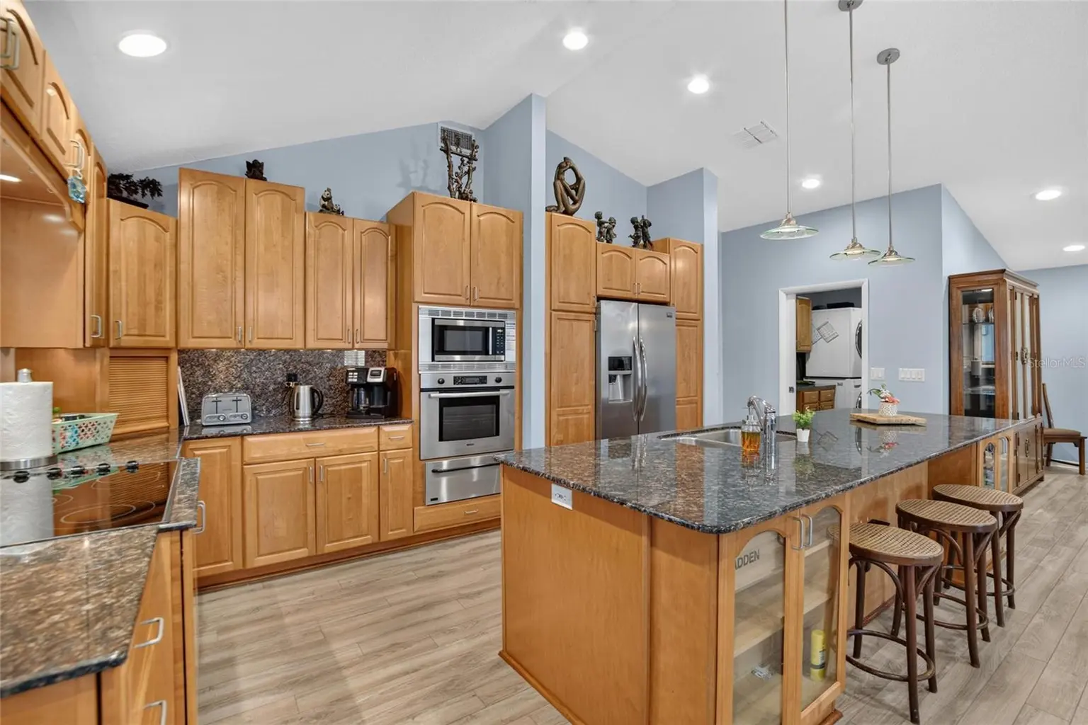 712 DORADO COURT, BRANDON, FL, photo 12 of 81