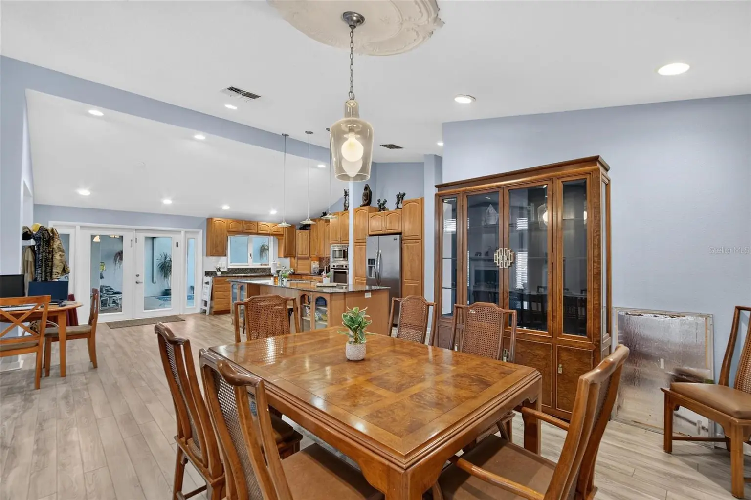 712 DORADO COURT, BRANDON, FL, photo 17 of 81