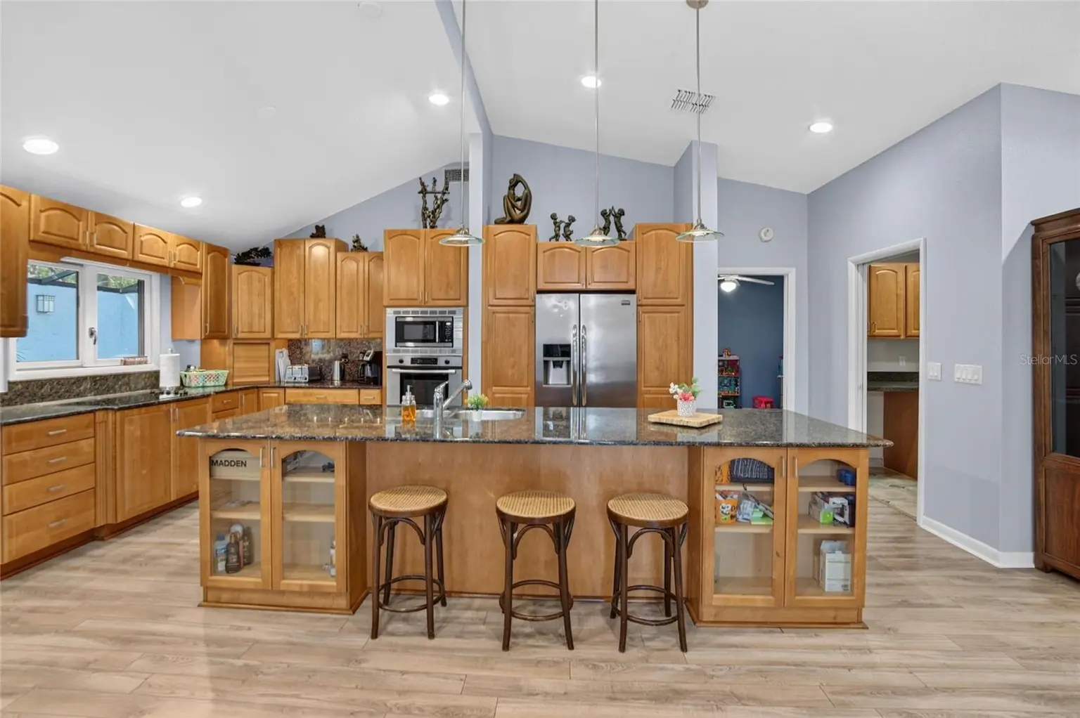 712 DORADO COURT, BRANDON, FL, photo 19 of 81