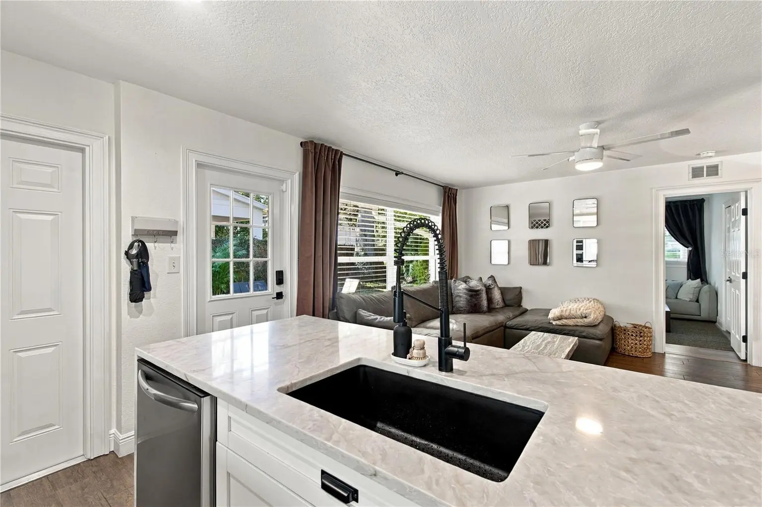 4613 S FERDINAND AVENUE, TAMPA, FL, photo 37 of 45